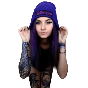 Stylová ohrnovací zimní čepice Tattoo Care