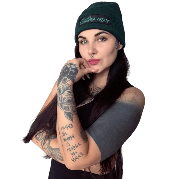 Stylová ohrnovací zimní čepice Tattoo Care - Obrázek 4